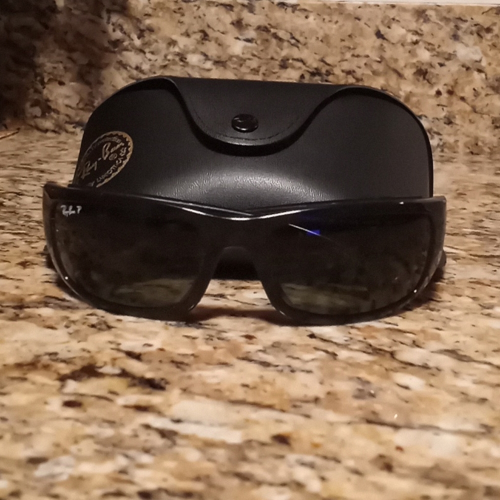 Ray Ban sunglasses with case